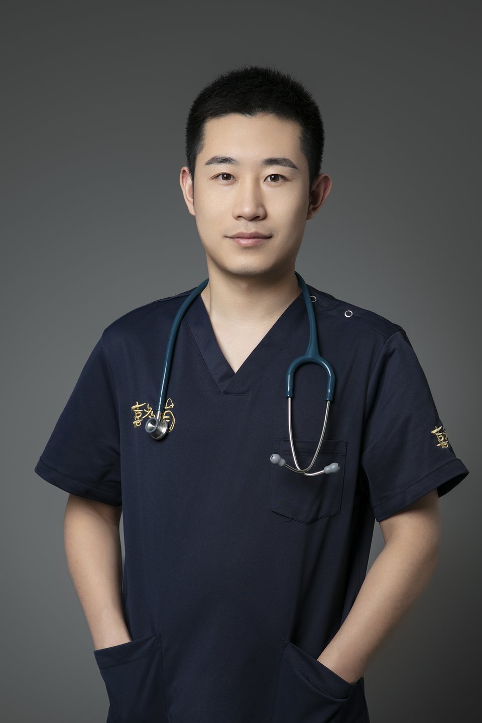 Dr. Long Binggeng